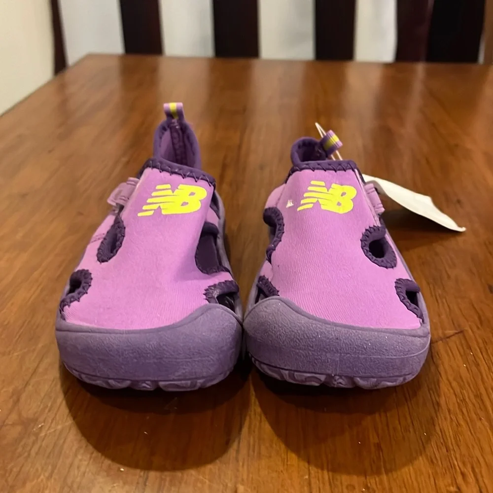 New Balance Kids Cruiser Sandals Water Shoes new Toddlers Size 10 Girls